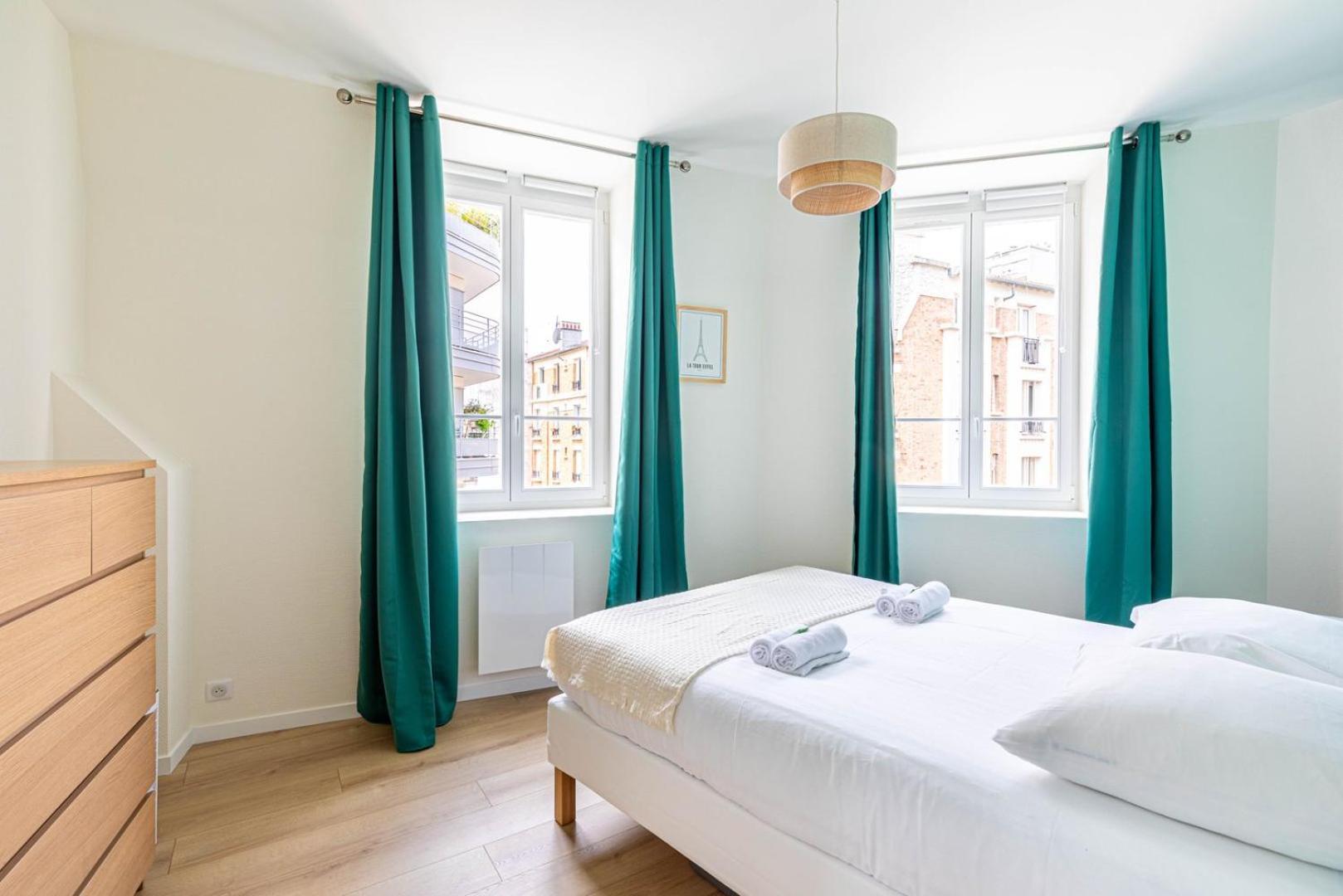 Guestready - Apt Moderne - Direct Champs Elysees Apartment Clichy Bagian luar foto