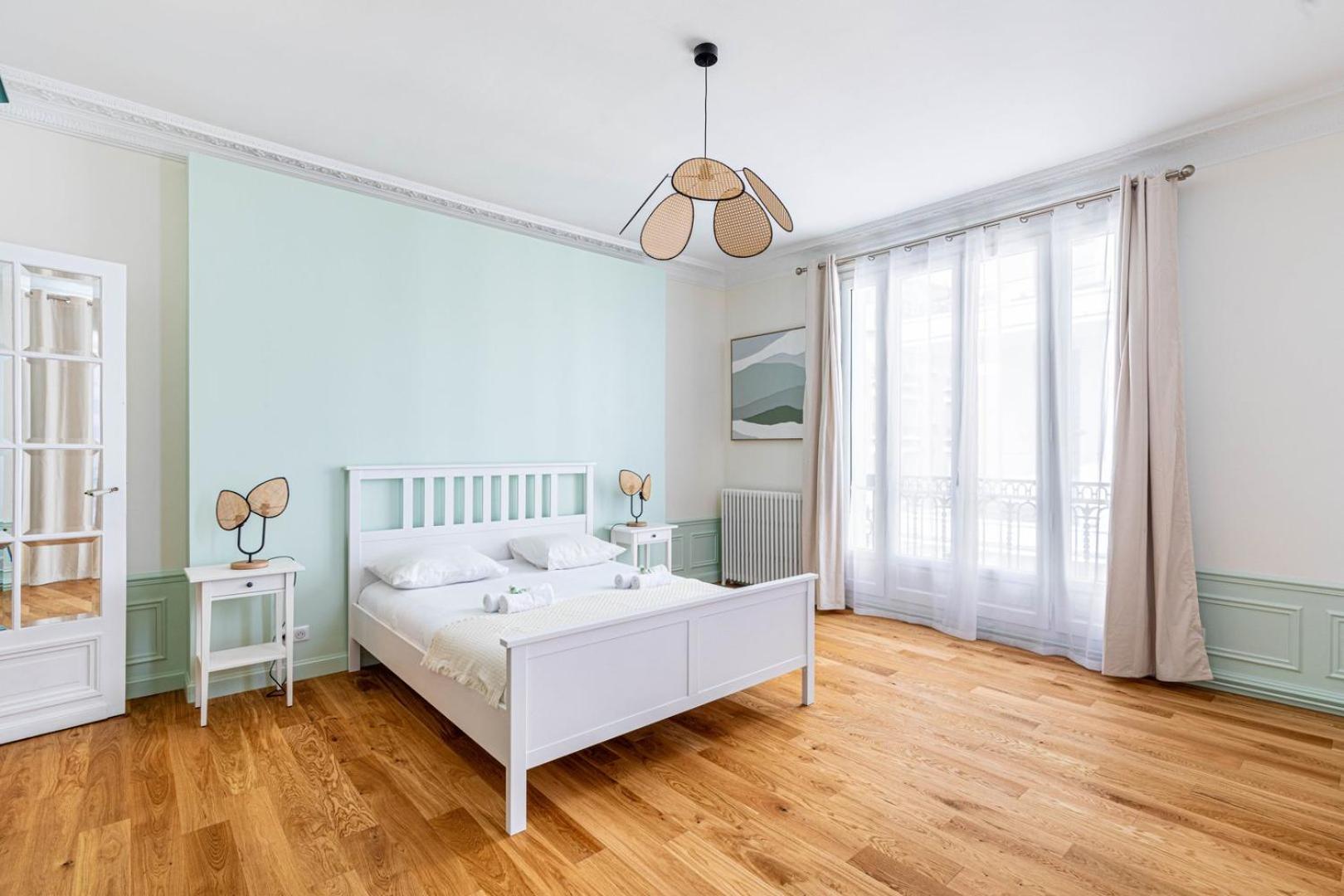 Guestready - Apt Moderne - Direct Champs Elysees Apartment Clichy Bagian luar foto