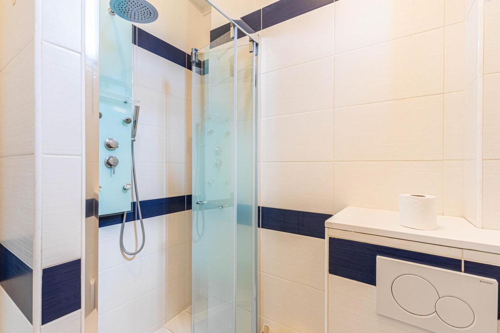 Guestready - Apt Moderne - Direct Champs Elysees Apartment Clichy Bagian luar foto